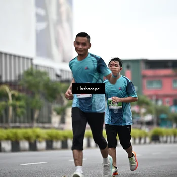 Runner Photo 8948629