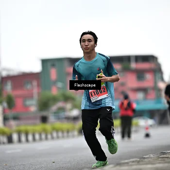Runner Photo 8948648