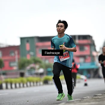 Runner Photo 8948671