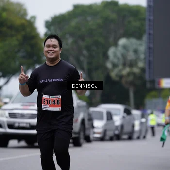 Runner Photo 8948679