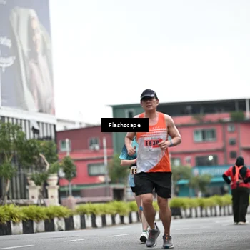 Runner Photo 8948714