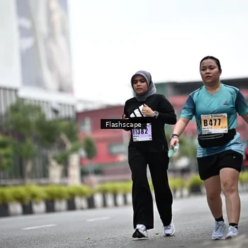 Runner Photo 8948818