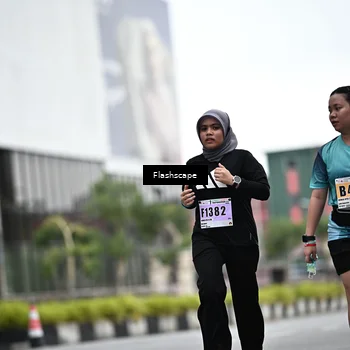 Runner Photo 8948833