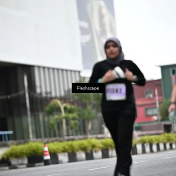 Runner Photo 8948854
