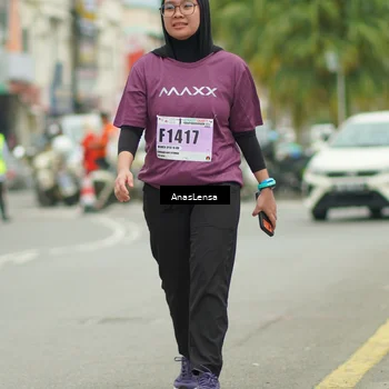 Runner Photo 8948856
