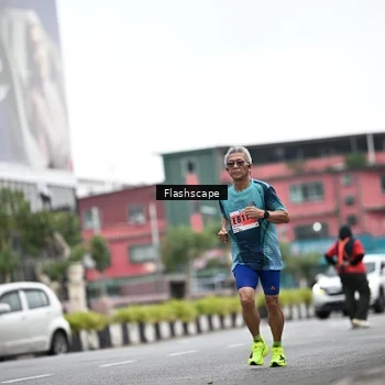 Runner Photo 8948908