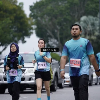 Runner Photo 8948929