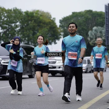 Runner Photo 8948956