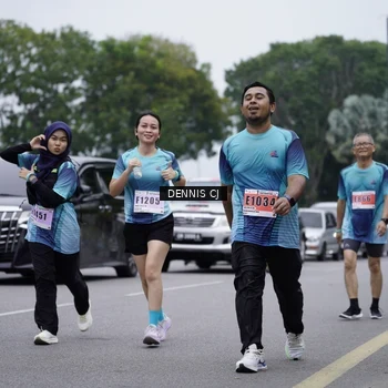 Runner Photo 8948965