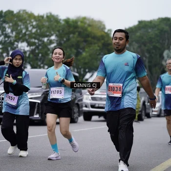 Runner Photo 8948982