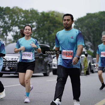 Runner Photo 8949000
