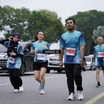 Runner Photo 8949003