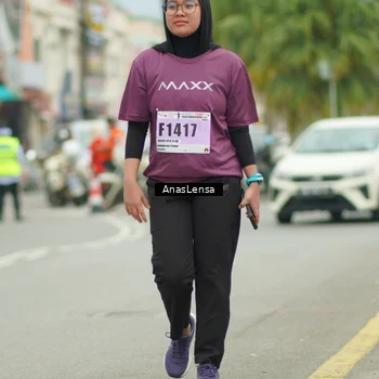 Runner Photo 8949017