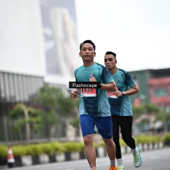Runner Photo 8949038