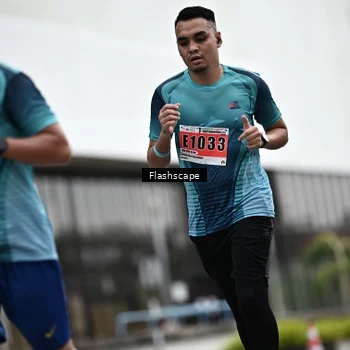 Runner Photo 8949045