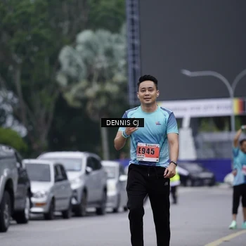 Runner Photo 8949048