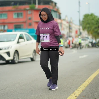 Runner Photo 8949055