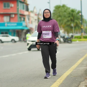 Runner Photo 8949057