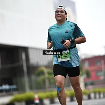 Runner Photo 8949113