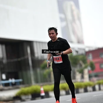 Runner Photo 8949209