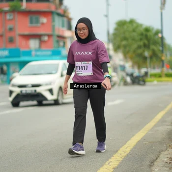 Runner Photo 8949251