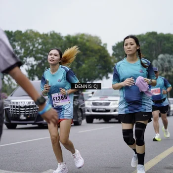 Runner Photo 8949293
