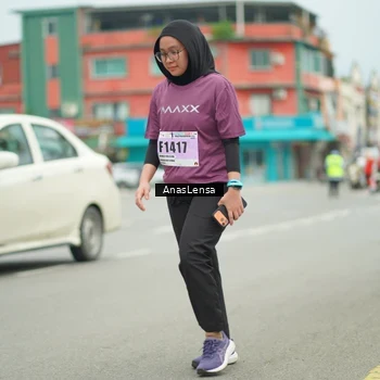 Runner Photo 8949296