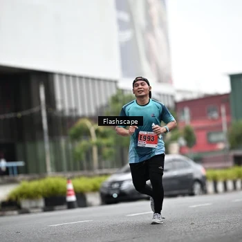 Runner Photo 8949368