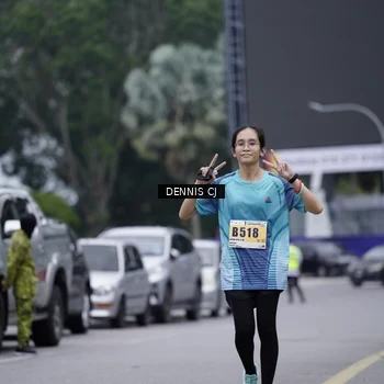 Runner Photo 8949376