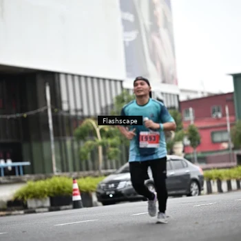 Runner Photo 8949399