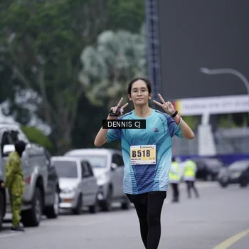 Runner Photo 8949401