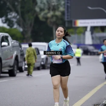 Runner Photo 8949416
