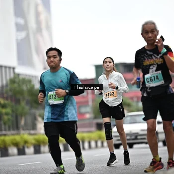 Runner Photo 8949465
