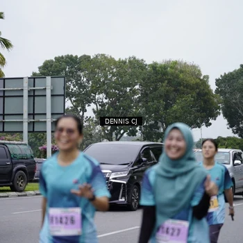 Runner Photo 8949516