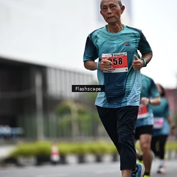 Runner Photo 8949542