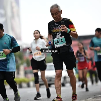 Runner Photo 8949555