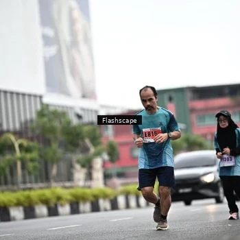 Runner Photo 8949641