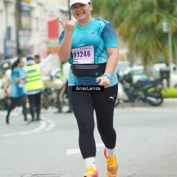 Runner Photo 8949673