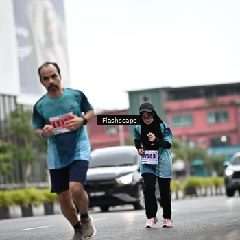 Runner Photo 8949674