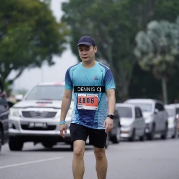 Runner Photo 8949721