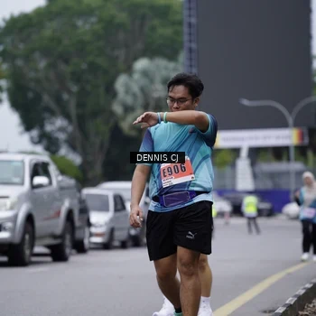 Runner Photo 8949747