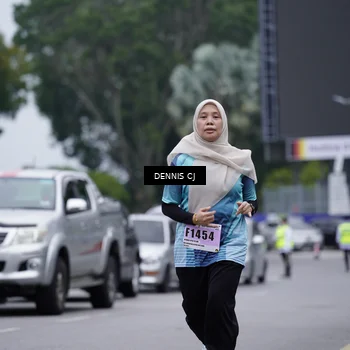 Runner Photo 8949798