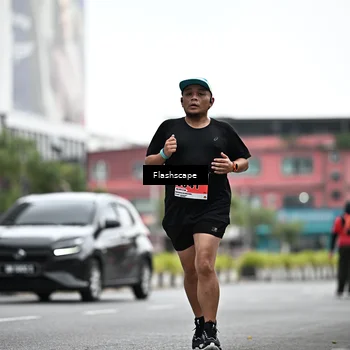 Runner Photo 8949944