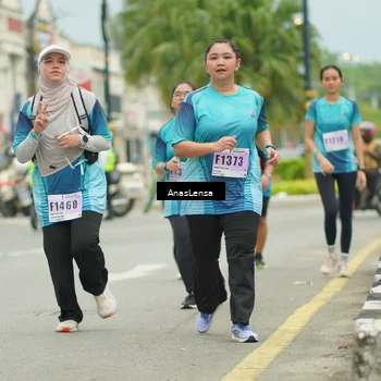 Runner Photo 8950031