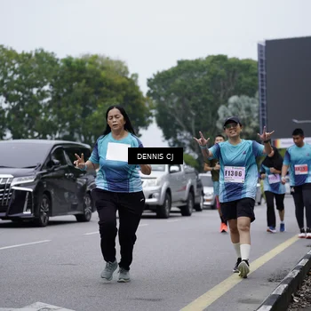 Runner Photo 8950072