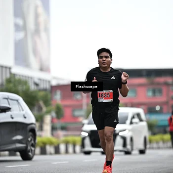Runner Photo 8950091