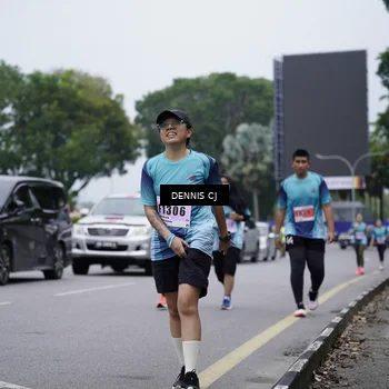 Runner Photo 8950101