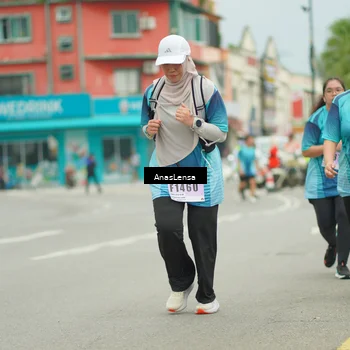 Runner Photo 8950126