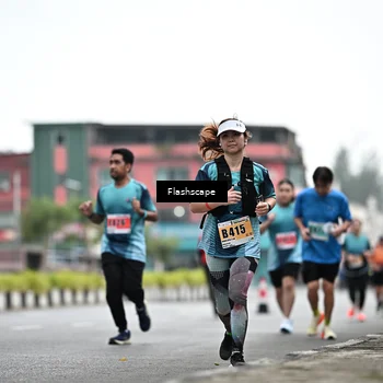 Runner Photo 8950211
