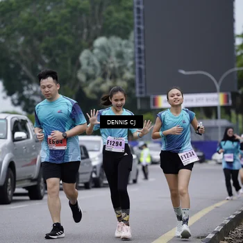 Runner Photo 8950257